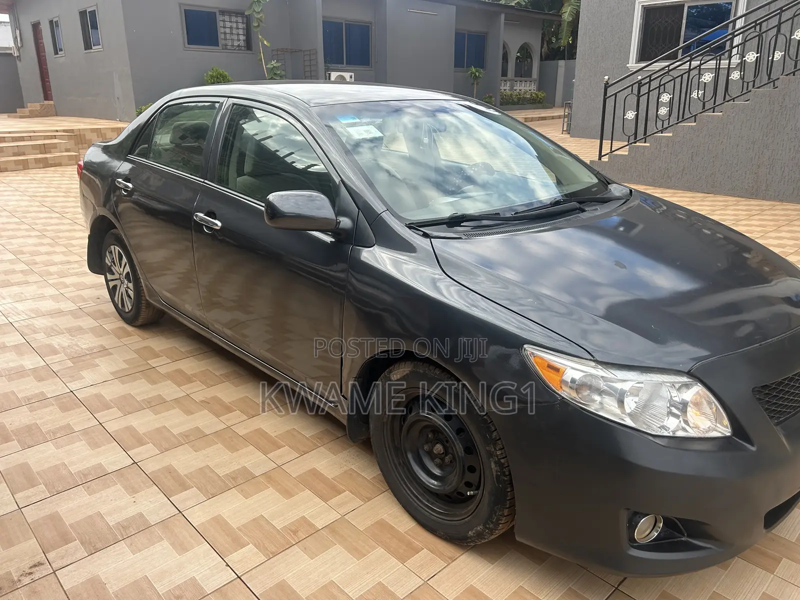 Toyota Corolla LE 4dr Sedan (1.8L 4cyl 4A) 2010 Gray