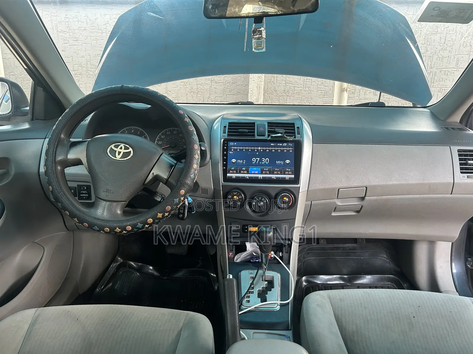 Toyota Corolla LE 4dr Sedan (1.8L 4cyl 4A) 2010 Gray