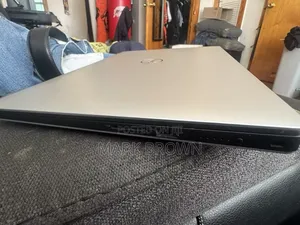 Laptop Dell XPS 15 9570 8GB Intel Core i5 SSD 256GB