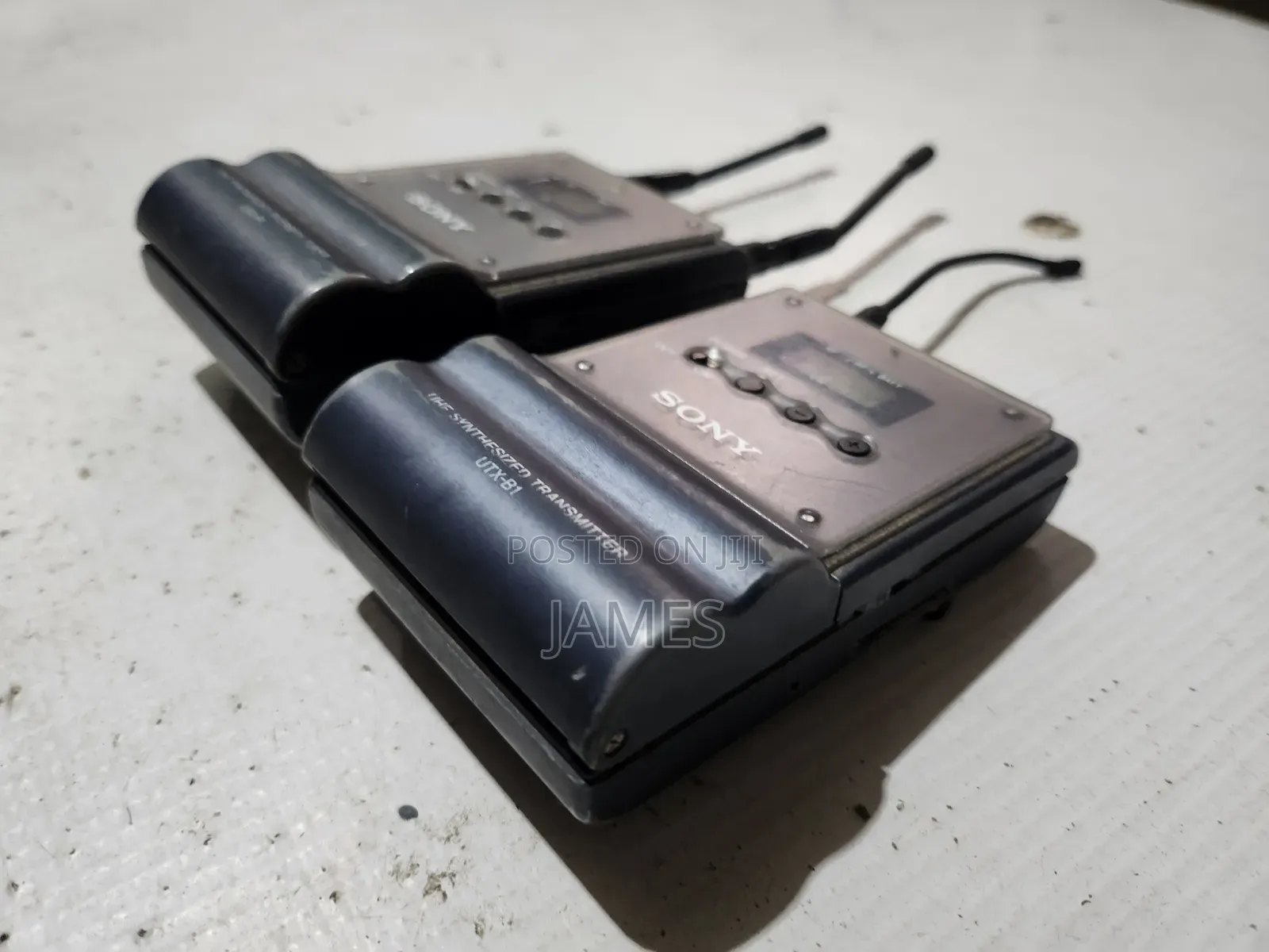 Sony URX-P1 UTX B1 Wireless UHF Diversity Tuner & Receiver