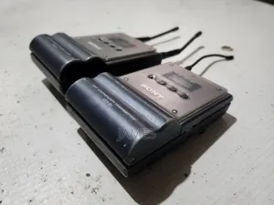 Sony URX-P1 UTX B1 Wireless UHF Diversity Tuner & Receiver