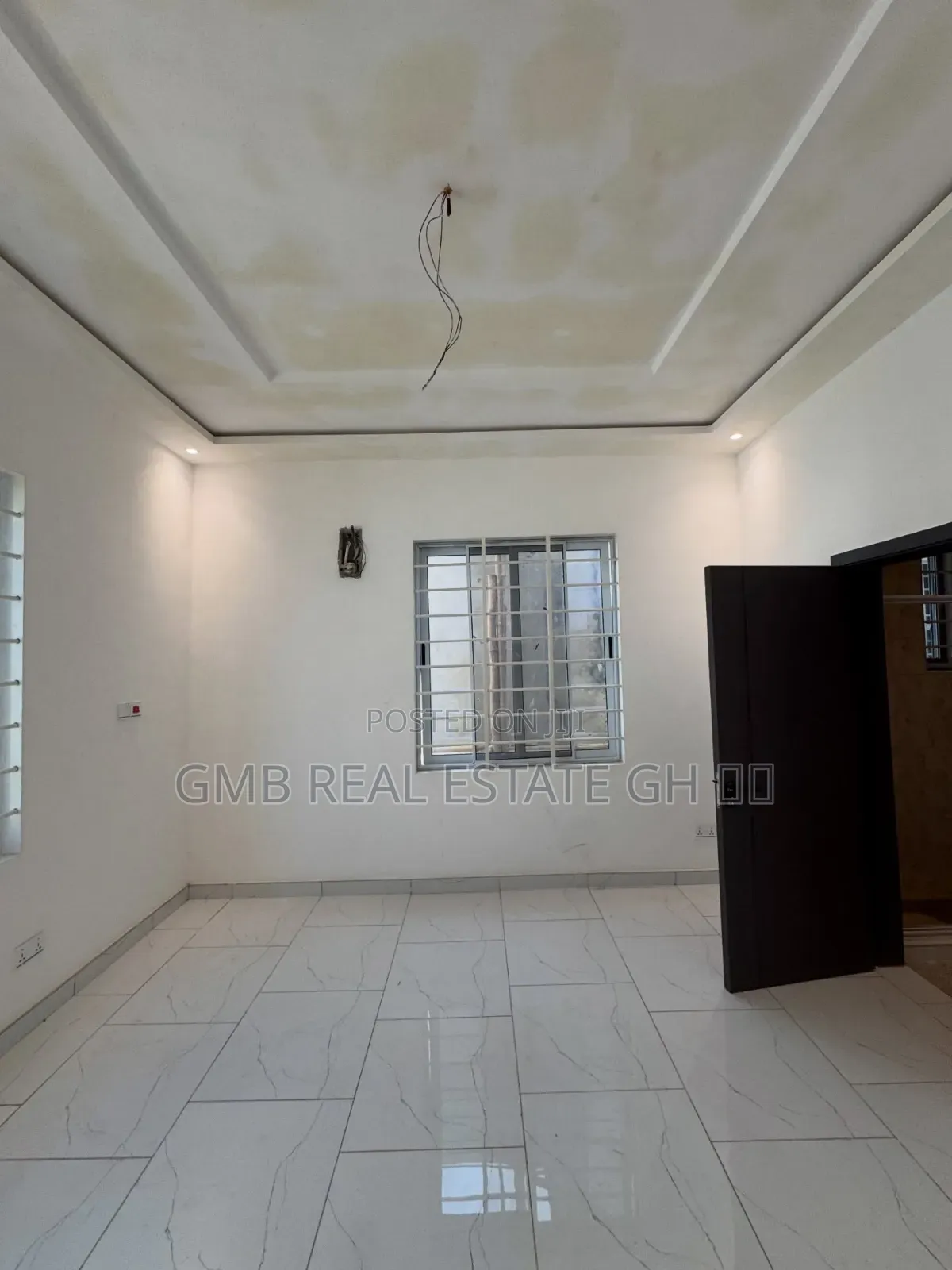 2bdrm House in Ashaley Botwe, School Junction for sale