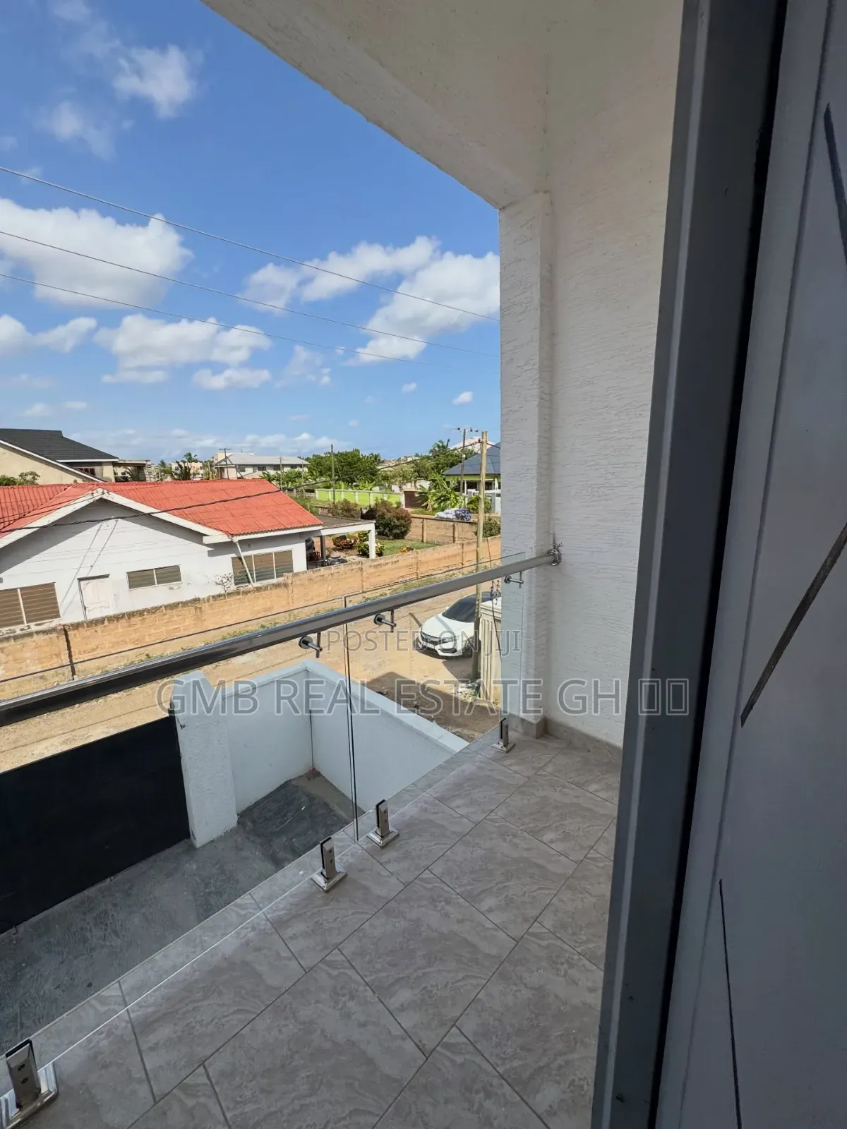 2bdrm House in Ashaley Botwe, School Junction for sale