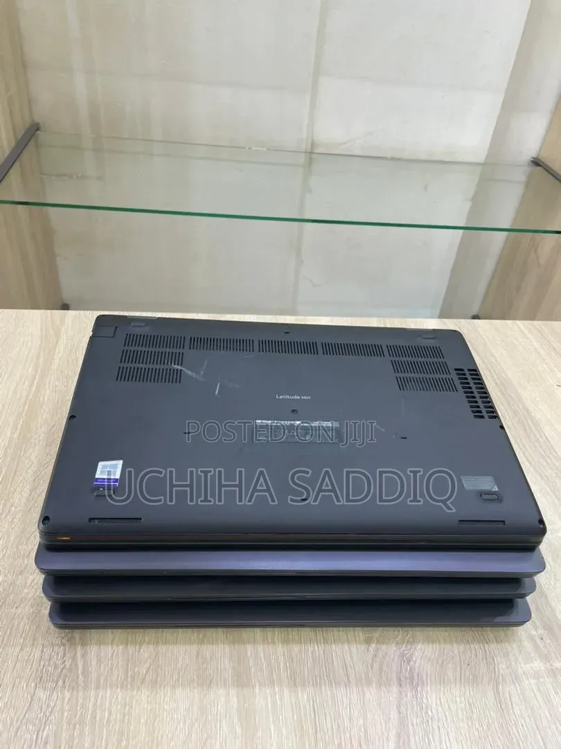 Laptop Dell Latitude 5501 16GB Intel Core i7 SSD 256GB