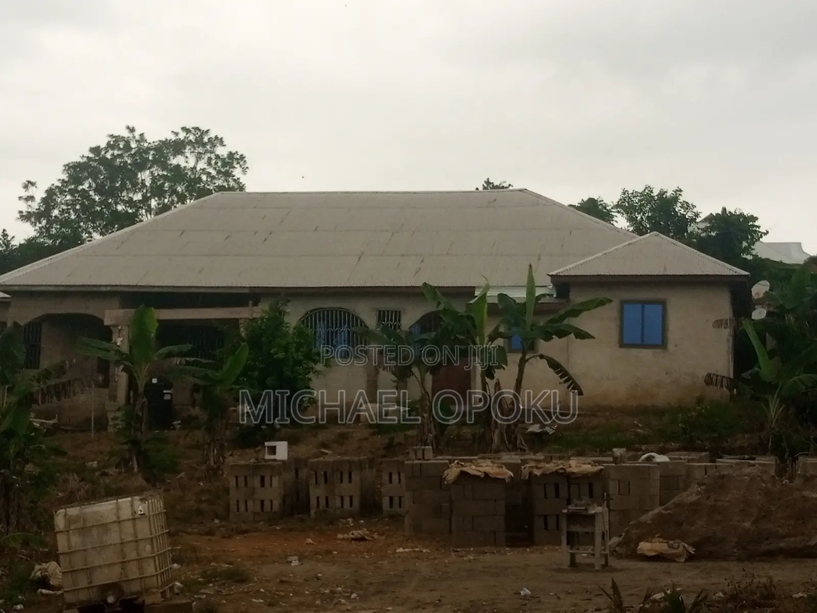 8bdrm House in Joy Residence, Adansi South for sale