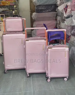 Premium Quality Ak 4set Wide Handle Unbreakable Traveling Bag.