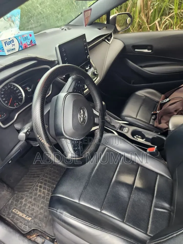 Toyota Corolla 2019 Silver