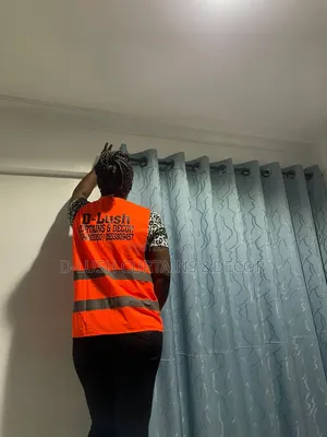 D-Lush Curtains Cresent