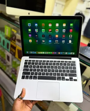 Laptop Apple MacBook Pro 2015 8GB Intel Core i5 SSD 128GB
