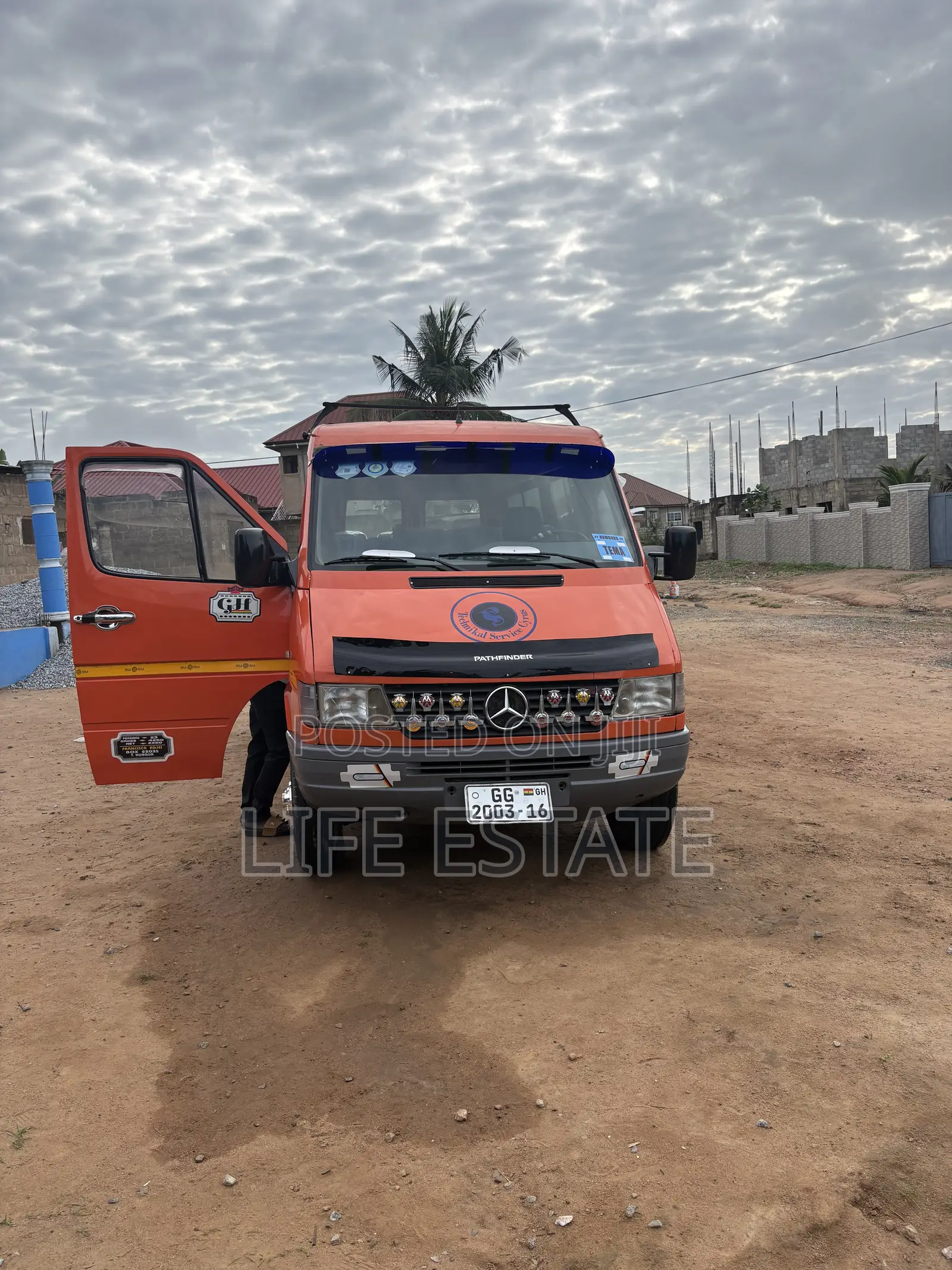 Mercedes-Benz Sprinter 2017 Orange