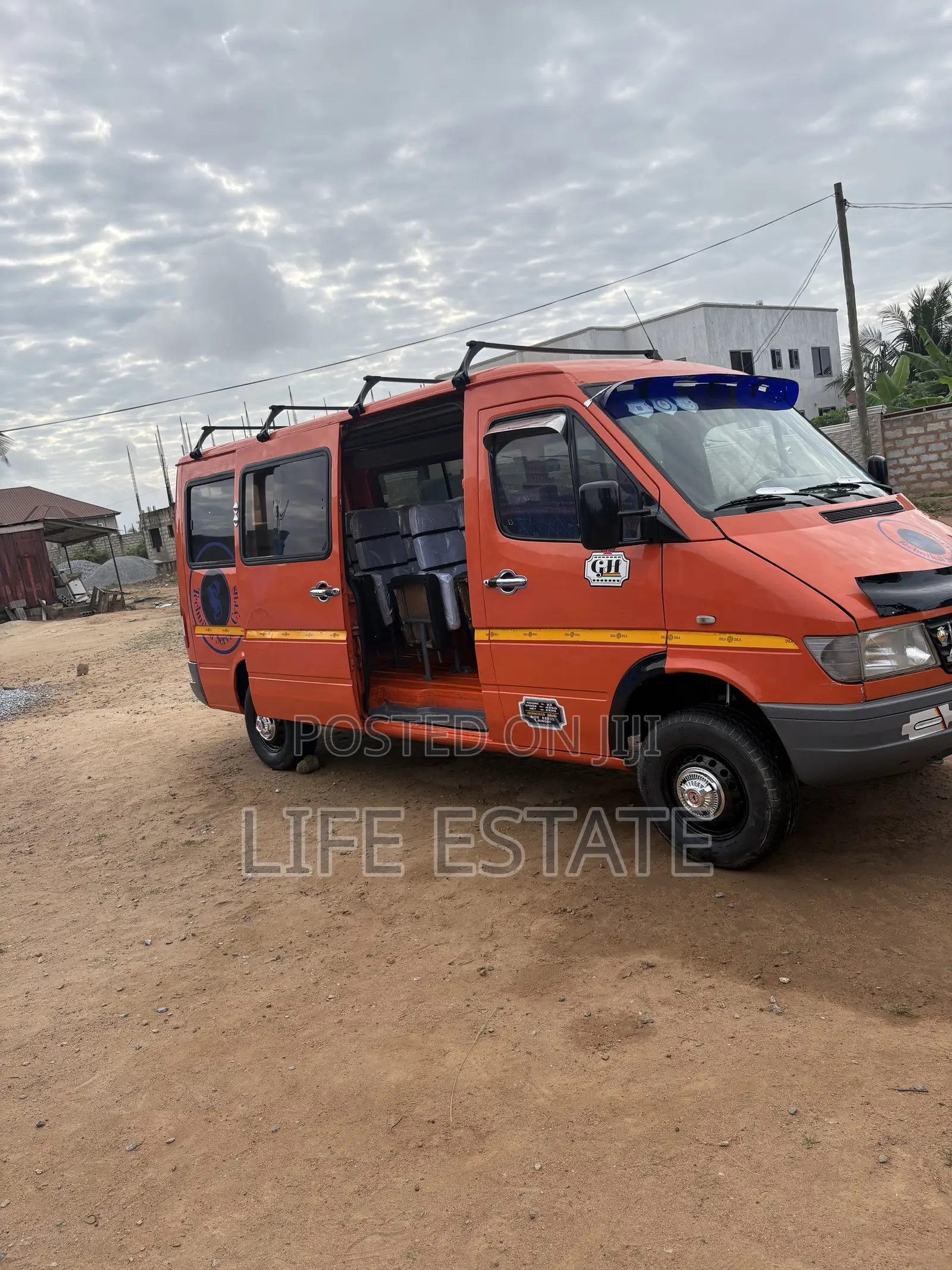 Mercedes-Benz Sprinter 2017 Orange