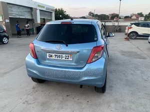 Toyota Vitz 2012 Blue
