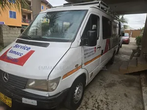 Mercedes-Benz Sprinter 2010 White