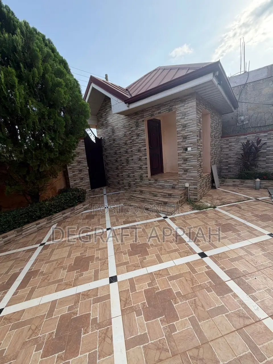Furnished 5bdrm House in Kumasi Metropolitan for sale