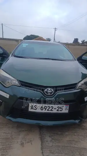 Toyota Corolla LE 4dr Sedan (1.8L 4cyl CVT) 2016 Green