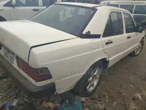 Mercedes-Benz 190E 1997 White