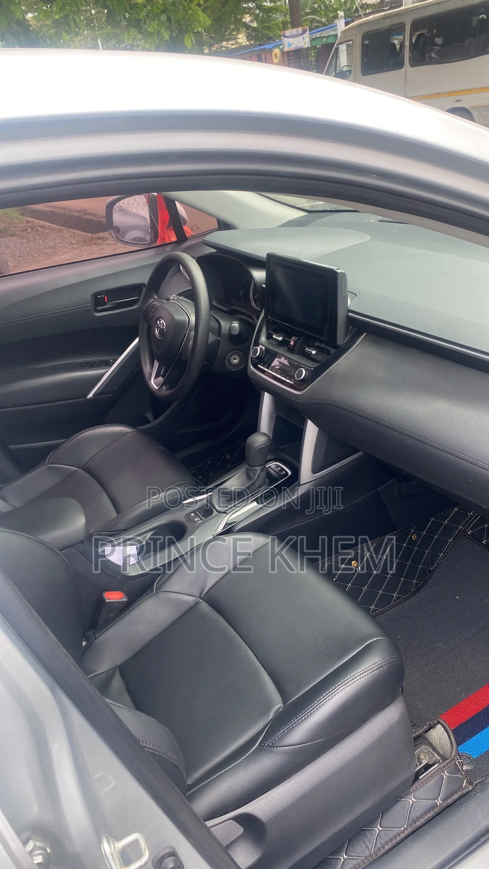 Toyota Frontlander 2.0 Petrol FWD 2023 Silver