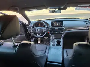 Honda Accord Sport (1.5L 4cyl Turbo CVT) 2019 Black