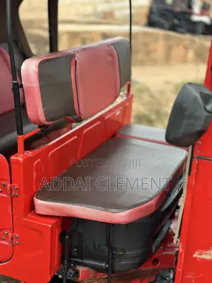 Bajaj RE 2025 Red