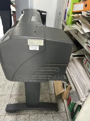 The HP DesignJet 800 Large-Format Color Inkjet Printer