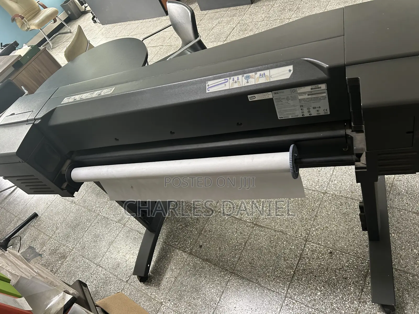 The HP DesignJet 800 Large-Format Color Inkjet Printer