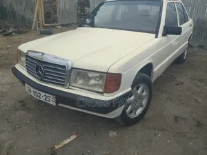 Mercedes-Benz 190E 1997 White