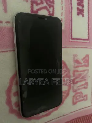 Apple iPhone XR 64 GB White