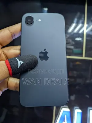 New Apple iPhone 16e 128 GB Black