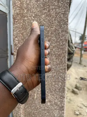 Apple iPhone 13 128 GB