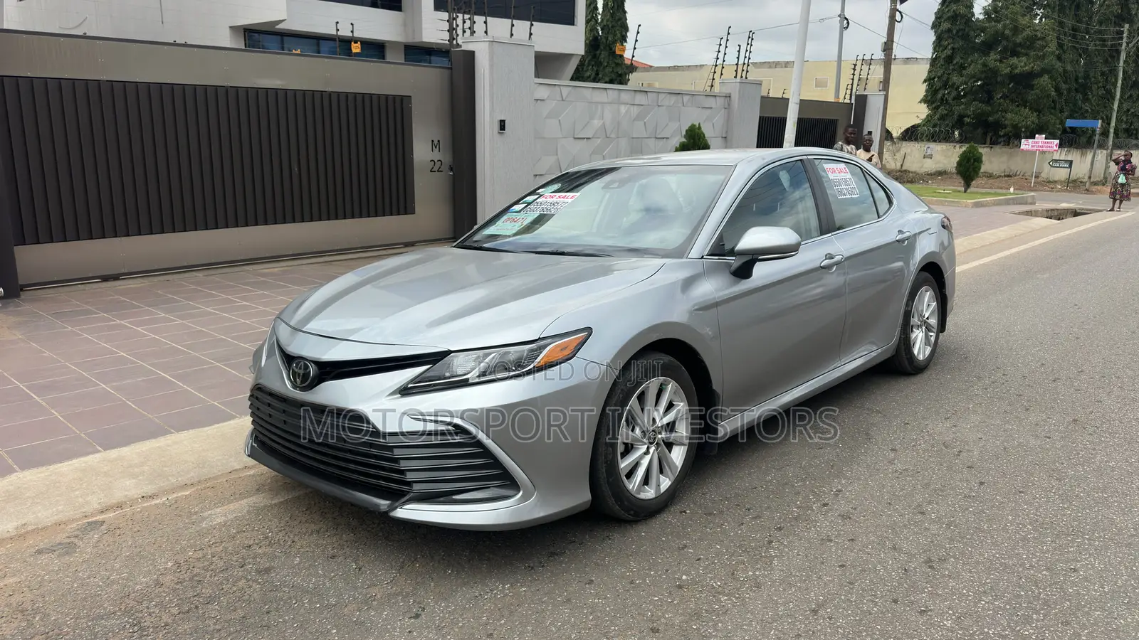 Toyota Camry LE 2023 Silver