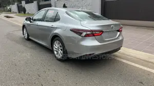 Toyota Camry LE 2023 Silver