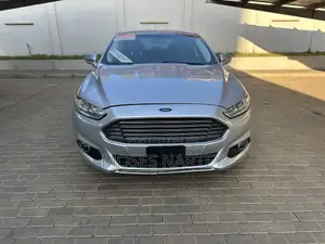 Ford Fusion SE FWD 2016 Silver