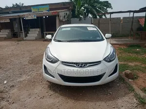 Hyundai Elantra 2015 White