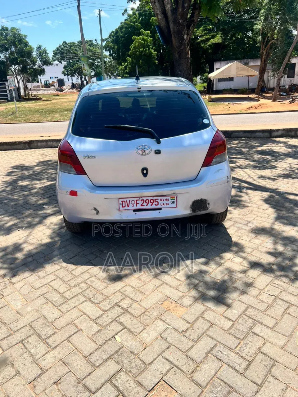 Toyota Vitz 1.0 FWD 5dr 2010 Pearl