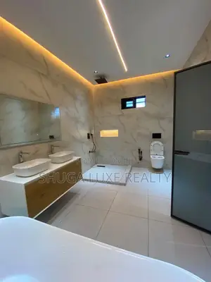 Furnished 3bdrm House in Lakeside Com 6 for sale
