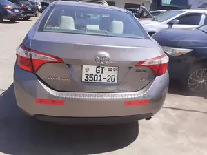 Toyota Corolla 2015 Brown