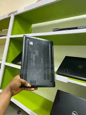 Laptop Dell Latitude 7390 8GB Intel Core i5 SSD 256GB