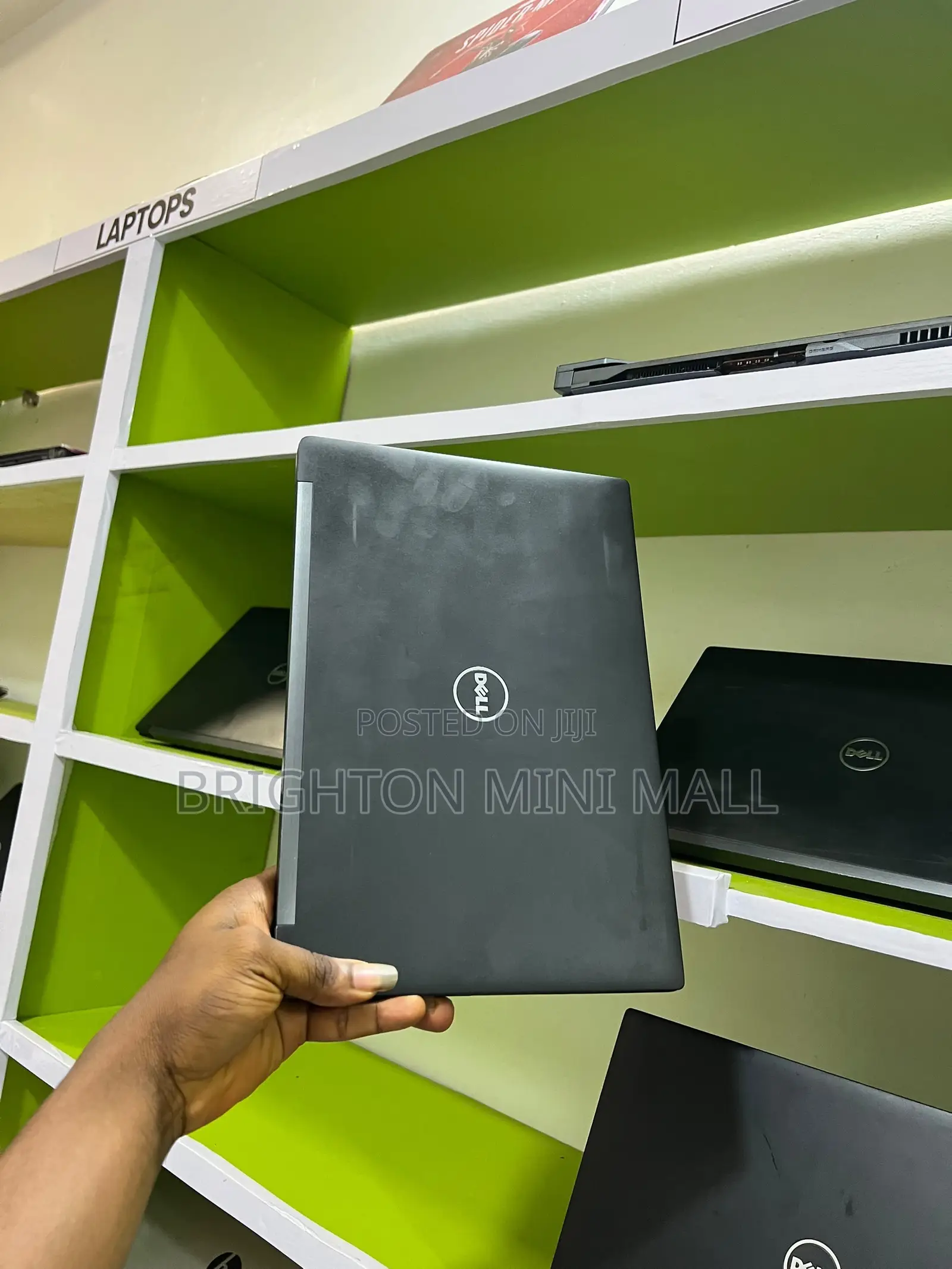 Laptop Dell Latitude 7390 8GB Intel Core i5 SSD 256GB