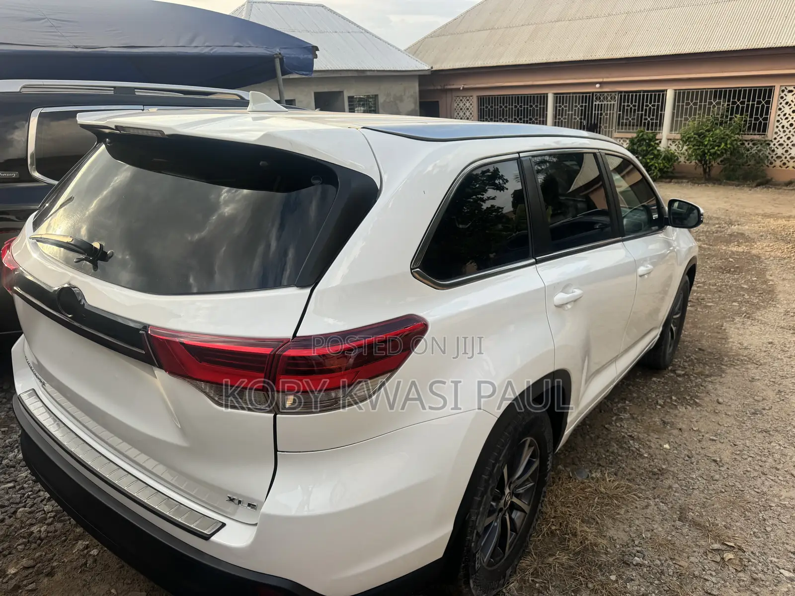 Toyota Highlander XLE 4x2 V6 (3.5L 6cyl 8A) 2018 White