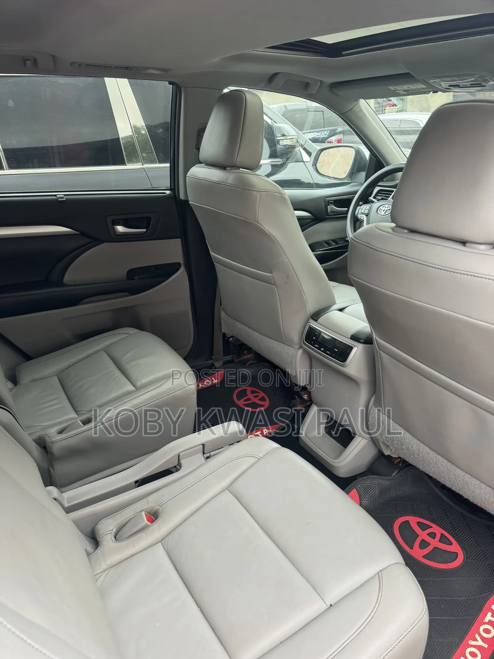 Toyota Highlander XLE 4x2 V6 (3.5L 6cyl 8A) 2018 White