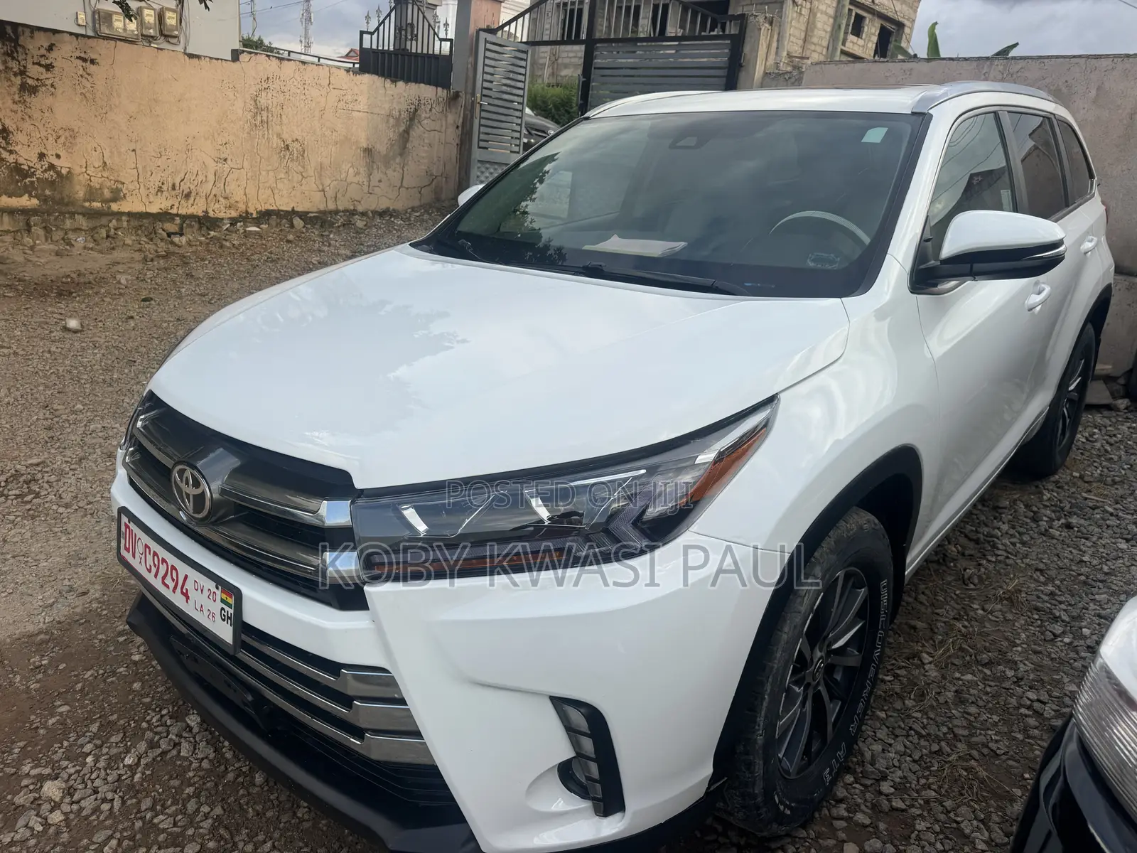 Toyota Highlander XLE 4x2 V6 (3.5L 6cyl 8A) 2018 White