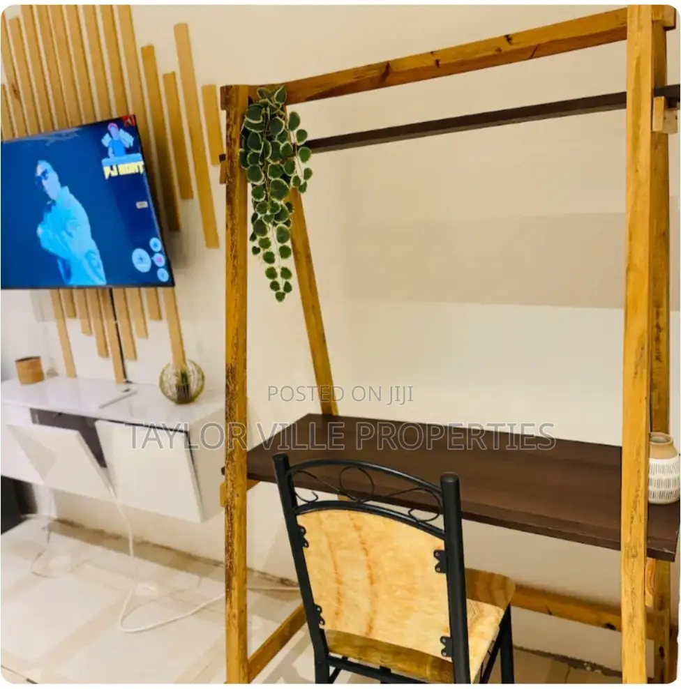 Cozy Room in Shared Apt at East Legon W/ Unltd Wifi