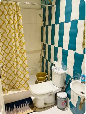 Cozy Room in Shared Apt at East Legon W/ Unltd Wifi