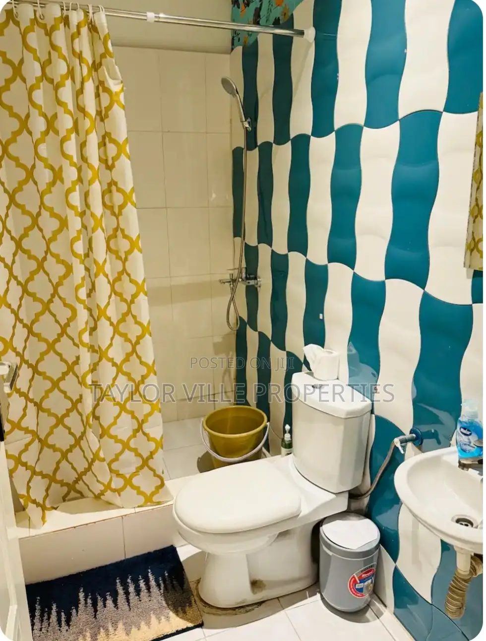 Cozy Room in Shared Apt at East Legon W/ Unltd Wifi