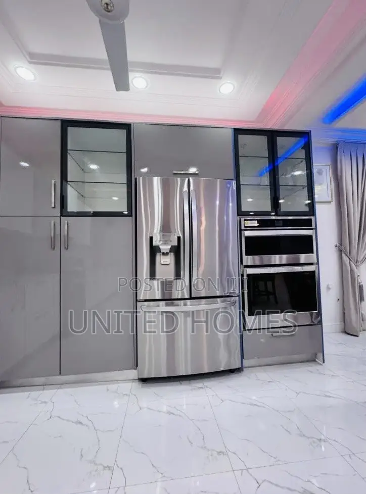 Furnished 6bdrm Mansion in West Hills Mall Area for sale