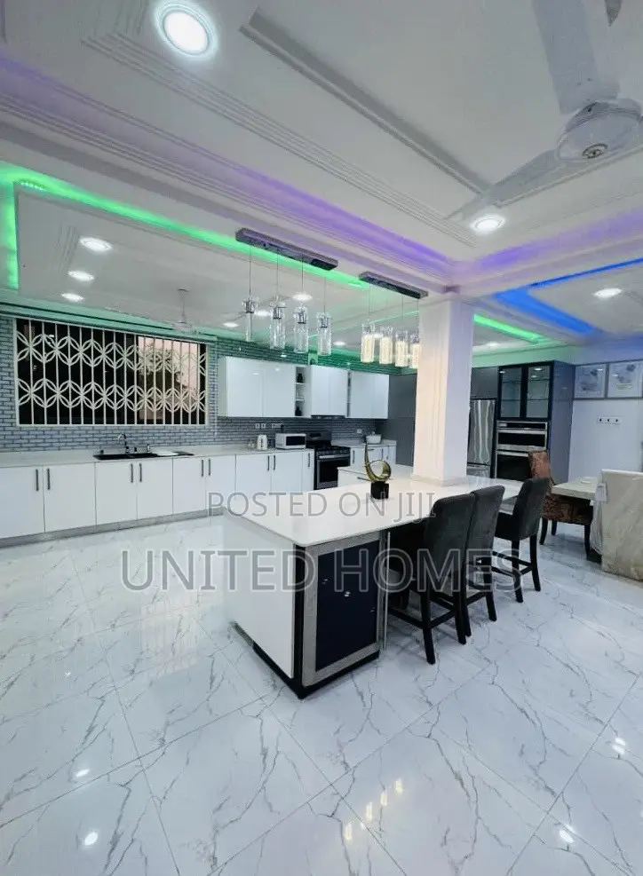 Furnished 6bdrm Mansion in West Hills Mall Area for sale