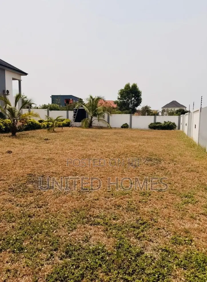 Furnished 6bdrm Mansion in West Hills Mall Area for sale
