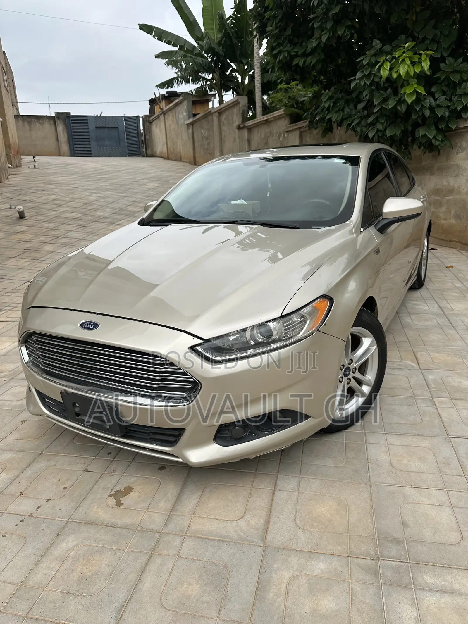 Ford Fusion 2018 Gold