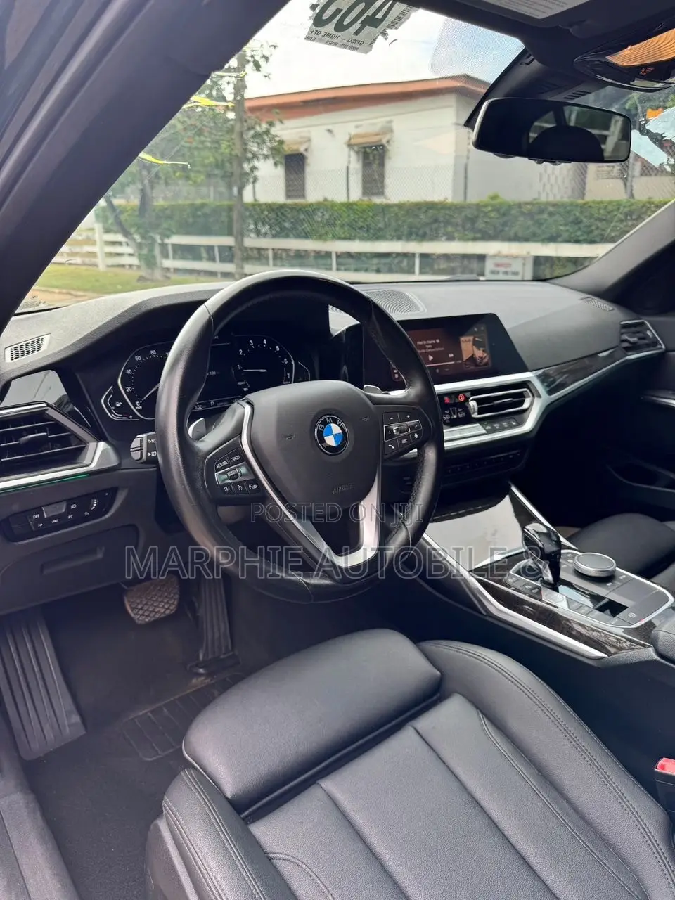 BMW 330i 2021 Green