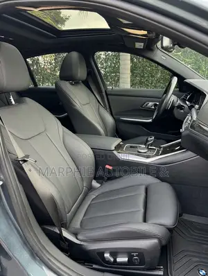 BMW 330i 2021 Green